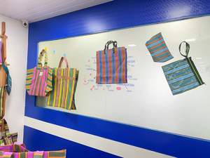 Sac à provisions en nylon réutilisable écologique RPET fermeture éclair rayé Handloom tissé sacs de plage en plastique recyclé d'Inde - Product Image 3