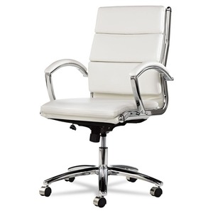Silla Ergonómica Giratoria/Inclinable Alera ALENR4206 con Respaldo Medio, Cuero Sintético Blanco, Marco Cromado, PU y Espuma para Oficina en Casa - Product Image 4