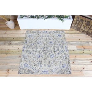 Tapis turc vintage 4x4,4 pieds, tapis bleu à motifs floraux en laine - Product Image 1