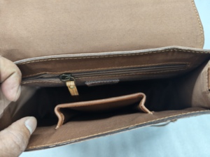 Nouveau sac à main en cuir de vachette véritable de qualité supérieure, fait à la main, à bandoulière unique, pour femme, de haute qualité, taille et logo personnalisables - Product Image 3