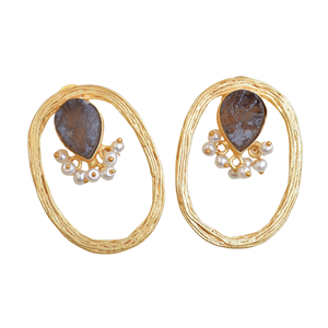 Boucles d'oreilles clous en laiton avec perles, vente en gros, design en pierre naturelle brute, finition laiton antique, style avant-gardiste, qualité supérieure, prêt pour le B2B - Product Image 1