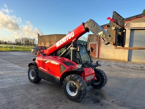 Chariot télescopique Manitou MT625II d'occasion 4x4, 12 tonnes, tout-terrain, avec moteur AC pour ferme et cour - Product Image 2
