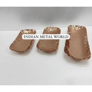 Bol à chocolat en cuivre fait à la main, métal martelé à la main, centre de table décoratif avec bord festonné, vaisselle unique, article cadeau en vente - Product Image 1