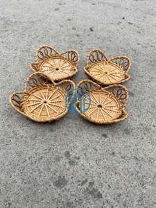 Ensemble élégant de dessous de verre de jacinthe d'eau fabriqué charme naturel à votre décor de table et décoration de vaisselle - Product Image 6