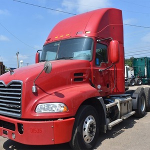รถบรรทุกมือสอง MackS Pinnacle CHU613 Day Cab ปี 2014 เกียร์ธรรมดา 10 สปีด พร้อมส่ง - Product Image 4
