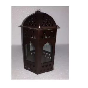 Accessoires de décoration de maison de luxe Lanternes en fer doré pour mariage Lot de 3 Lanternes décoratives avec verre rouge Moderne par décor impex - Product Image 2