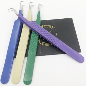 แหนบปลายขนตาสีเงินเคลือบเงาสเตนเลสเป็นมิตรกับสิ่งแวดล้อมพร้อมแหนบติดขนตาเพิ่มวอลลุ่มแบบพัดลมฉลากตามต้องการ - Product Image 4