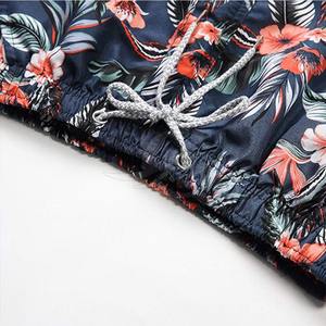 Pantalones Cortos de Playa Personalizados con Logotipo Completo para Hombre, Producto de Moda con Cintura Elástica, Estilo Casual, Pantalones Cortos de Sublimación para Venta en Línea - Product Image 3