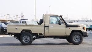 Toyota Land Cruiser Serie 79 LX V6 2025 Nuevo/Usado en Venta - Product Image 2