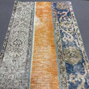 Tapis turc vintage de 1,7 x 4,5 pieds, petit tapis, tapis persan bleu - Product Image 4