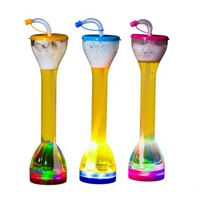 Gobelet LED de 750 ml en plastique incassable de qualité supérieure avec couvercle, sans BPA, réutilisable, vente en gros pour le camping et les événements en plein air