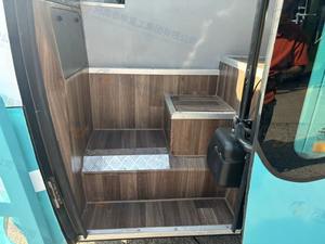 รถบัสโดยสารหรู 55 ที่นั่ง พวงมาลัยซ้าย มือสอง สภาพดี พร้อมขายสำหรับตลาดโลก - Product Image 3