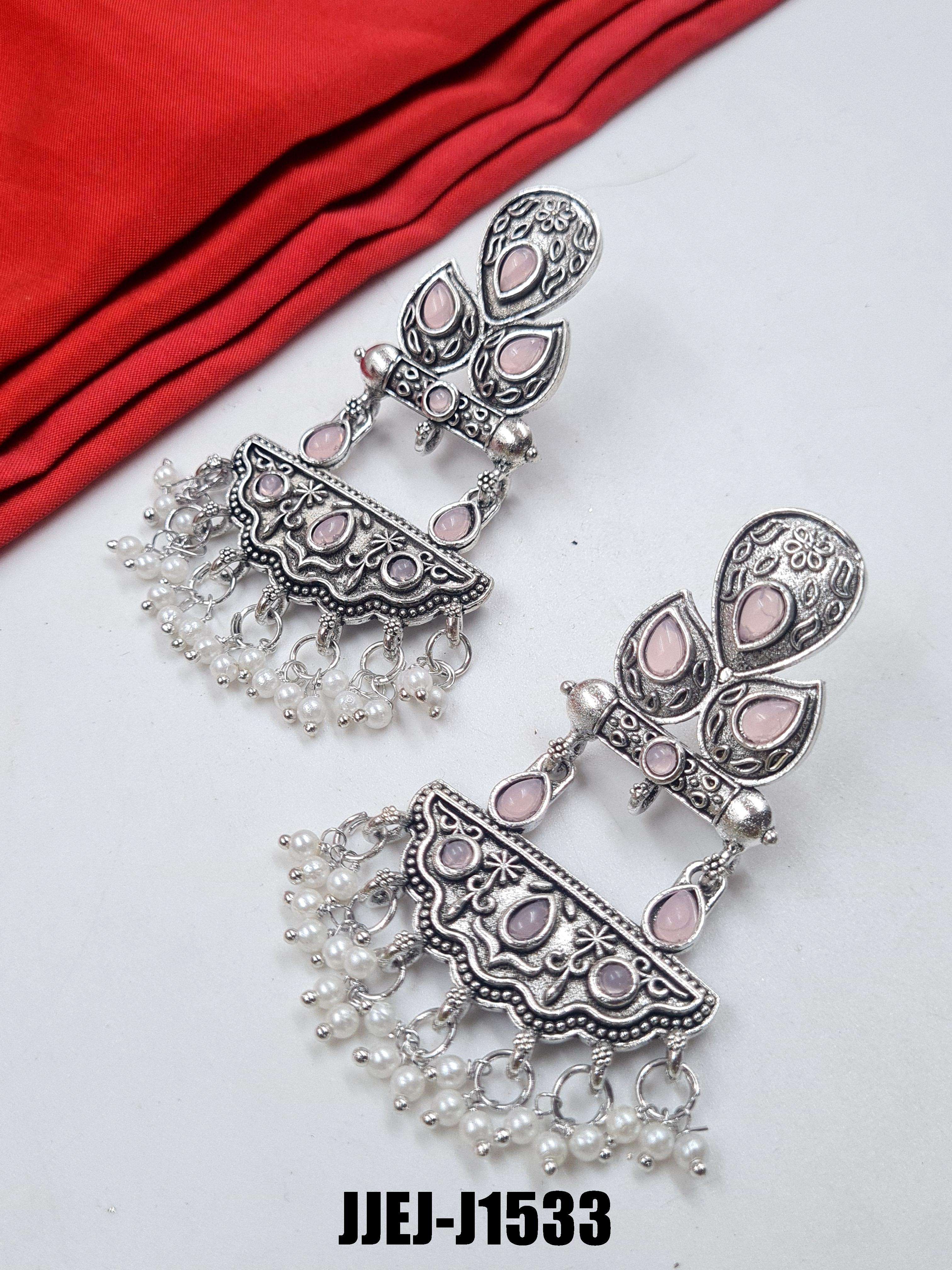 สีชมพูอ่อน