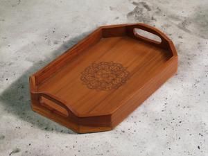 Plateau de service en bois d'acacia naturel avec gravure de mandala complexe pour salle à manger, salon ou bureau d'Inde - Product Image 5