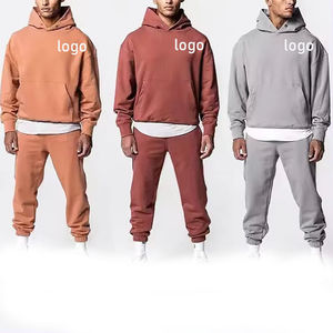 Sudaderas con capucha premium para hombre, hechas con tejido polar suave que ofrece protección cálida para los días de invierno, perfectas para el estilo urbano informal. - Product Image 2