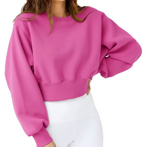 เสื้อสเวตเชิ้ตแขนยาวสีชมพูสดแบบครอป คอกลม สำหรับผู้หญิง สไตล์ลำลอง สตรีทแวร์ แอคทีฟแวร์ รับผลิตแบบ OEM ODM ขายส่งเสื้อผ้า - Product Image 1