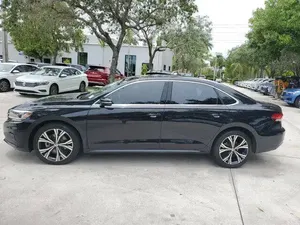 Volkswagen Passat 2022 en parfait état - Product Image 3