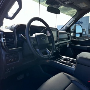 Ford Super Duty F-250 SRW LARIAT 4WD 2024 en Alta Demanda - Product Image 2