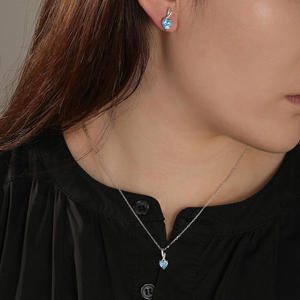 Jeulia Custom Classic Twist Heart Drop <b>Earrings</b>-Gold Plated Copper with Zircon Pearl & Diamond - Product Image 5
