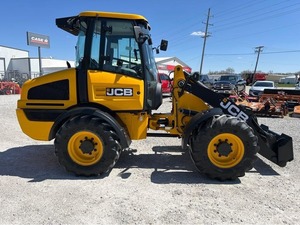 2025 JCB 409 Agri รถตักล้อยางเครื่องยนต์ Kubota Eaton กระบอกไฮดรอลิกรับประกัน1ปี6ตันตลับลูกปืนมอเตอร์ที่ใช้แล้ว - Product Image 6