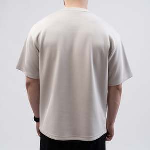 เสื้อยืดผู้ชายจากโรงงานโดยตรง ปักลายโพลีเอสเตอร์ รับทำโลโก้ตามสั่ง - Product Image 2