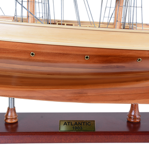 Yate Atlántico de 96.5 cm, Impresionante Yate de Madera Pintada para Ocasiones Navideñas - Product Image 3