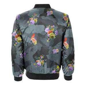 Veste d'université d'hiver personnalisable OEM en laine Conception graphique 3D Bomber en satin Style sportif Hip Hop Saveur Sublimation à capuche - Product Image 2