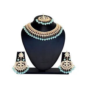 Elegante conjunto de collar choker Kundan con perlas Firoji, joyería tradicional india para bodas. - Product Image 1