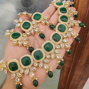 Conjunto de joyas de diamantes americanos de diseñador elegante, collar de piedra Monalisa con pendientes para fiestas, ocasiones especiales, Material de latón - Product Image 5