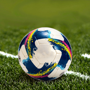 Uniswift Mejor Fabricante Balón de Fútbol Cosido a Mano Tamaño 5 OEM Diseño Profesional PU de Alta Calidad para Partido de Fútbol - Product Image 4