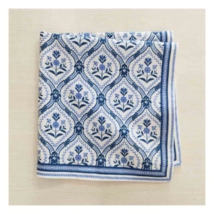 Vente en gros de serviette en tissu de marque minimaliste de style européen noir brillant au toucher de soie mignon pour salle à manger de mariage 100% coton certifié GOTS - Product Image 2