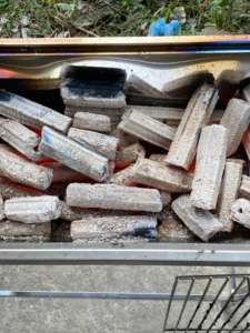 70% mélange de bois dur naturel 30% briquettes de sciure de bois tendre BBQ et charbon de bois de narguilé (Shisha) - Product Image 2