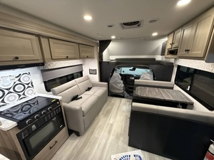 รถบ้านเคลื่อนที่รุ่นใหม่ปี 2026 Foorest River Sunseeker Le 3250DSF - Product Image 2