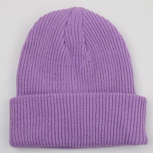 Bonnet épais en acrylique jacquard, coupe-vent extensible et chaud d'intérieur, chapeau d'hiver unisexe OEM et services de logo personnalisé - Product Image 3