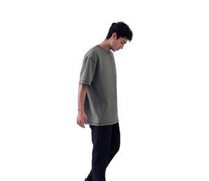 เสื้อยืดผู้ชายคอกลม แขนสั้น ทรงโอเวอร์ไซส์ ไหล่ตก ผ้าทอ ผลิตจากโพลีเอสเตอร์ผสมคอตตอน ขายส่งสำหรับฤดูร้อน - Product Image 4