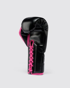 นวมชกมวย Fly Boxing คุณภาพพรีเมียม หนังแท้สีชมพู น้ำหนักเบา กันน้ำ แบบผูกเชือก สำหรับฝึกซ้อมและแข่งขัน MMA มวยไทย - Product Image 3
