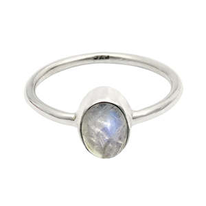 Bague en argent sterling 925 massif avec pierre de lune arc-en-ciel de coupe ovale, design simple, style bohème, bijoux, cadeau idéal pour elle - Product Image 1