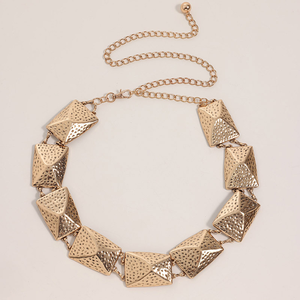 Chaîne de taille géométrique élégante et sophistiquée pour femme, avec un design moderne et unique, en alliage de zinc, longueur 120 cm, largeur 2,7-4,2 cm - Product Image 1