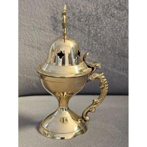 Brûleur d'encens décoratif de luxe en laiton, sculpté à la main, avec croix sur le dessus, diffuseur de parfum de créateur, en promotion - Product Image 3