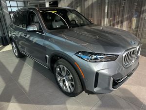 Vehículo de Nueva Energía X-5 PHEV XDrive50e 2025 USADO con Bajo Kilometraje - Product Image 2