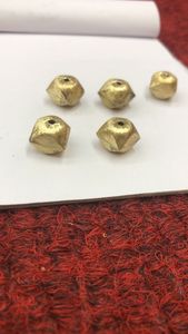 Cuentas de latón hechas a medida de 6 lados para diseñadores de joyería nativa. Ideal para hacer pulseras y collares de tamaño 10 mm - Product Image 2