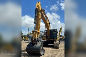 Miniexcavadora Usada 306E de 6 Toneladas, Modelo 2023, con Motor y Bomba PLC - Product Image 6