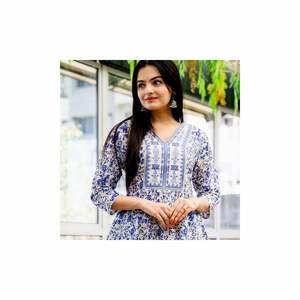 Design moderne, tenue décontractée, haut en coton à impression numérique pour femmes, forte demande, prix de gros, vêtements indiens pakistanais indiens - Product Image 2