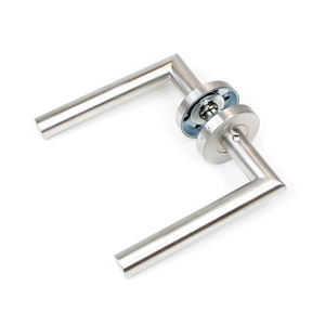 Emuca Ensemble de poignées de porte et fenêtre en acier inoxydable nickel satiné Modèle 9170251 Rosette droite L pour portes intérieures Fabriqué en Espagne - Product Image 4