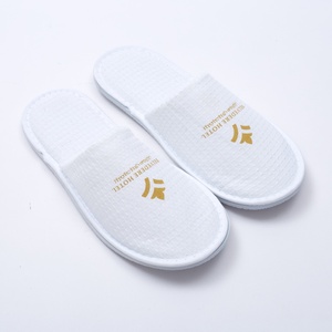 Chaussons d'hôtel épais antidérapants, chaussons jetables pour chambre d'hôtes, chaussons <span class=keywords><strong>de</strong></span> salle <span class=keywords><strong>de</strong></span> bain intérieurs - Product Image 1