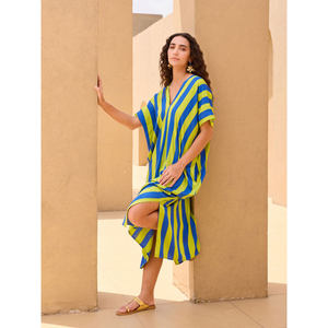 Vestido Kaftan Sol con Cintura Natural, Tela Modal Suave, Estampado Digital - Product Image 3