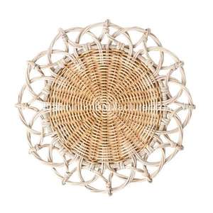 Manteles individuales blancos neutros hechos de ratán tejido a mano natural, Decoración de mesa - Product Image 1