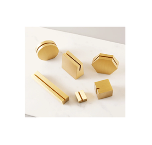 Luxury Business Brass Card Holder Engraved Brass Gold Money Clips for <b>Men</b> for Different Size Hot <b>Sale</b> Product - Product Image 1