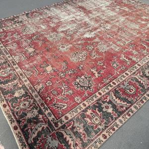 พรมวินเทจขนาด 0.7x12.1 ฟุต พรมตุรกี พรมขนสัตว์ลายดอกไม้สีแดง - Product Image 5