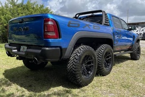 EXTREMADAMENTE LIMPIO, LHD/RHD, RA-M 1500 TRX 6X6 2022, 702 HP, SUPERCARGADO, LISTO PARA ENVIAR - Product Image 5